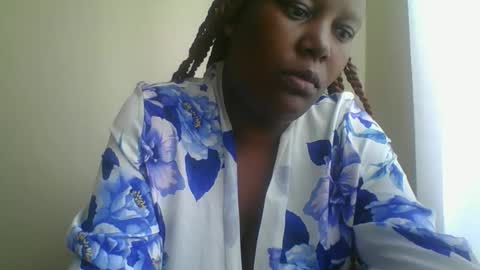 Paula online show from 9, 11, 2025