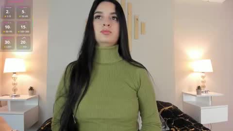 Natacha Diaz online show from 21, 10, 2025