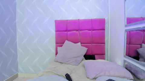 Snapshot of natalia_aguirre chatting on 22, 1, 2025 Naty  online show from 22, 1, 2025