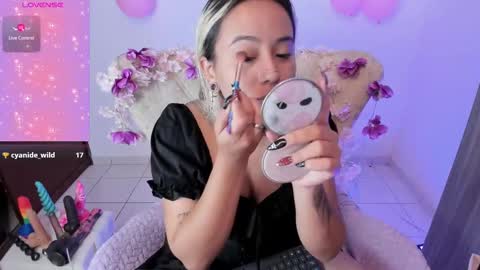 Snapshot of nataliahenao_69 chatting on 20, 10, 2025 Nataliua Henao online show from 20, 10, 2025