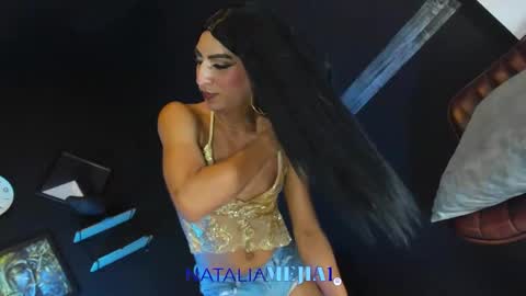 Snapshot of nataliamejia3 chatting on 4, 12, 2025 Natalia Mejia online show from 4, 12, 2025