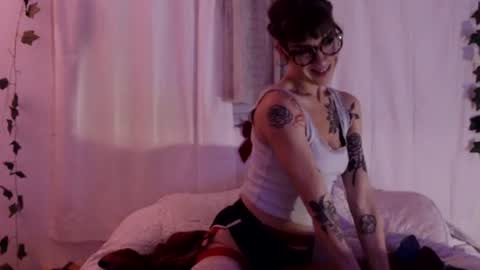 Natalie Six online show from 14, 2, 2026