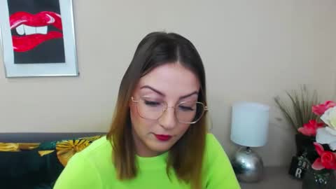 Snapshot of natalie_live chatting on 19, 2, 2025 NatalieSexy online show from 19, 2, 2025
