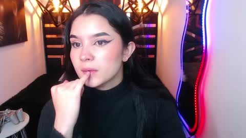 natalie  online show from 20, 4, 2026