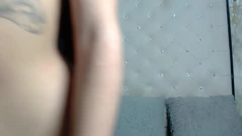 Snapshot of nataliepetite3x chatting on 29, 10, 2025 Natalie online show from 29, 10, 2025