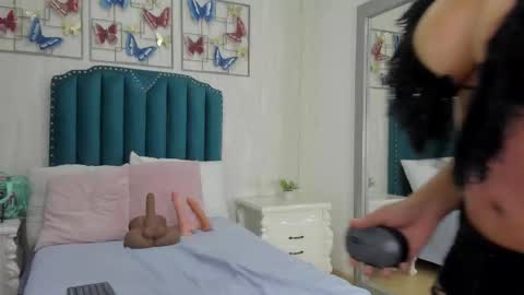 natasha04   online show from 6, 1, 2026