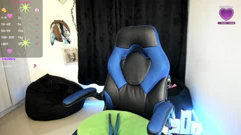 Snapshot of natasha777_a chatting on 28, 1, 2025 Natasha online show from 28, 1, 2025