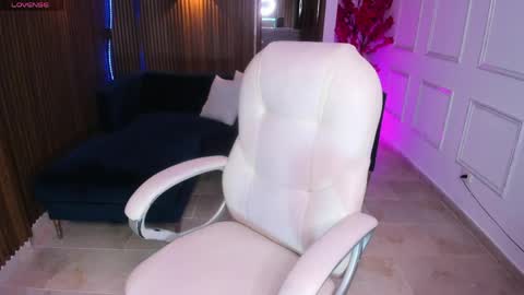 Snapshot of natasha_aniston1 chatting on 5, 5, 2026 Natasha aniston1 online show from 5, 5, 2026