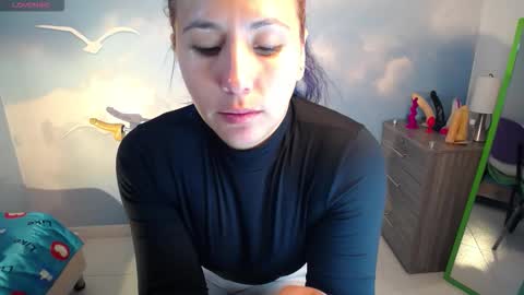 Natasha Bernett online show from 10, 9, 2025