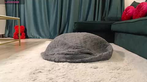 Naty  online show from 19, 2, 2026