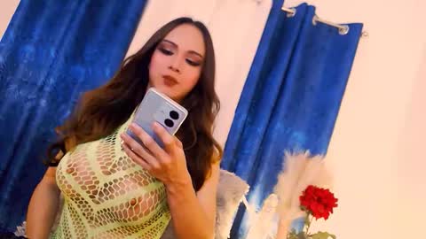 Snapshot of natasha_sins_ chatting on 11, 9, 2025 natasha_sins_ online show from 11, 9, 2025