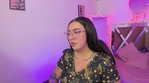 Natashaa  online show from 28, 2, 2026