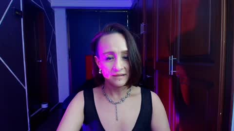 Natasha Mason online show from 16, 1, 2025