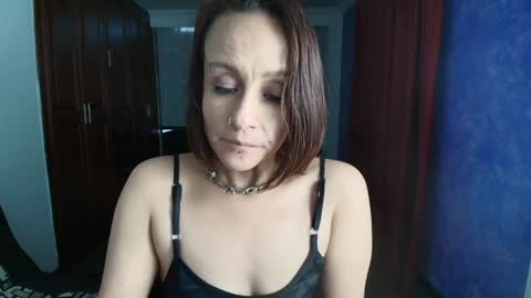 Natasha Mason online show from 27, 1, 2025