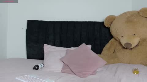 Natasha online show from 6, 2, 2026