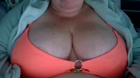 Snapshot of natashaxl chatting on 24, 9, 2025 NatashaXL online show from 24, 9, 2025