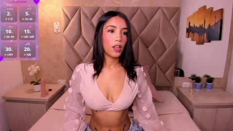 NATH QUIM online show from 31, 12, 2024