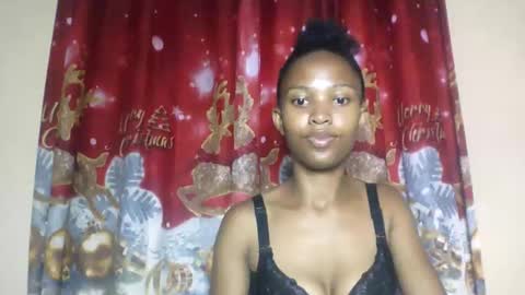 nathalie004 online show from 4, 12, 2025