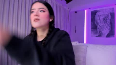 Snapshot of nathalie_rivers chatting on 21, 11, 2025 NATHALIE online show from 21, 11, 2025