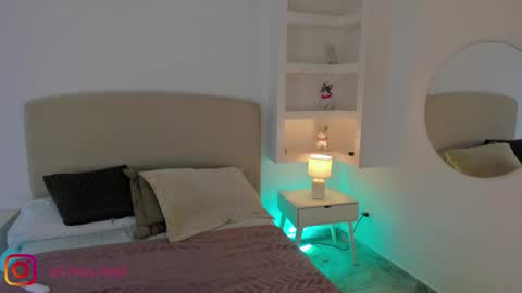 NATHALY  online show from 3, 2, 2026