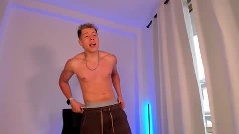 Snapshot of nathan_blake_ chatting on 13, 10, 2025 Nathan online show from 13, 10, 2025