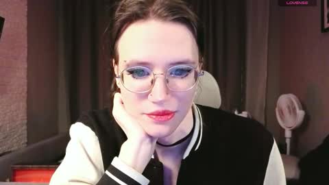 This name is so sexy you cant pronounce it. online show from 14, 12, 2025