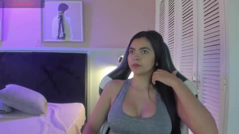 Snapshot of nathyy_garcia chatting on 21, 1, 2025 Nathyy online show from 21, 1, 2025