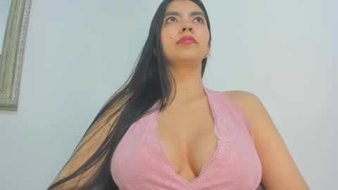 Snapshot of nathyy_garcia chatting on 15, 11, 2025 Nathyy online show from 15, 11, 2025