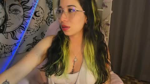 Nat  online show from 25, 4, 2026