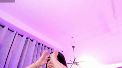 nattashaa online show from 14, 4, 2026