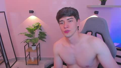 Snapshot of natte__ chatting on 15, 4, 2026 Nathaniel online show from 15, 4, 2026