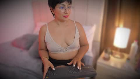 Nathalie online show from 6, 3, 2026