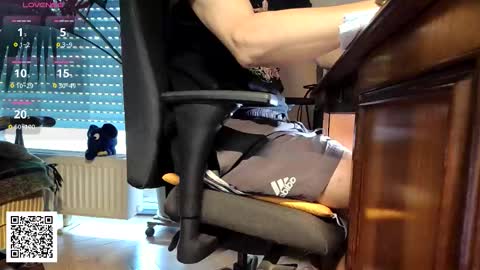 Snapshot of nature_x chatting on 10, 10, 2025 Nature online show from 10, 10, 2025