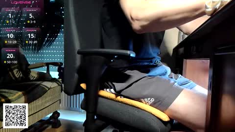 Snapshot of nature_x chatting on 4, 11, 2025 Nature online show from 4, 11, 2025