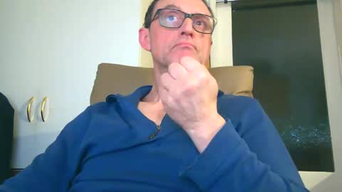 Snapshot of naturista25 chatting on 5, 11, 2025 naturista25 online show from 5, 11, 2025