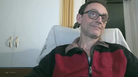 Snapshot of naturista25 chatting on 2, 12, 2025 naturista25 online show from 2, 12, 2025