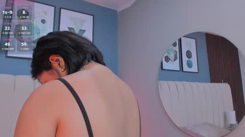 Snapshot of naty_bush chatting on 12, 10, 2025 Naty bush online show from 12, 10, 2025