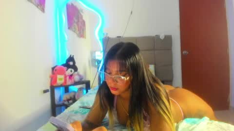 Snapshot of naty_coxx chatting on 4, 5, 2026 NATY COXX online show from 4, 5, 2026