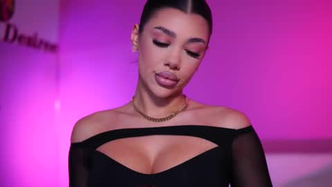 Naty online show from 7, 3, 2025