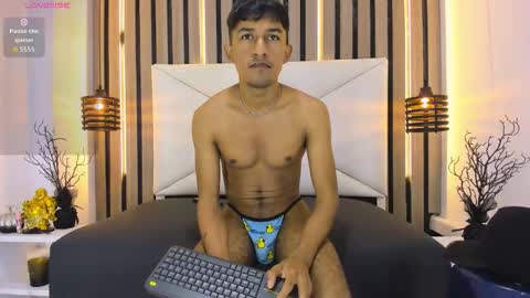 natzuki_ online show from 9, 2, 2026