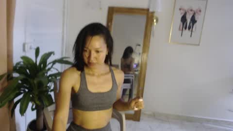 Stella Mcqueen online show from 9, 5, 2026