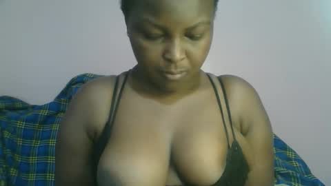 Snapshot of naughti_garlie chatting on 29, 10, 2025 naughti_garlie online show from 29, 10, 2025