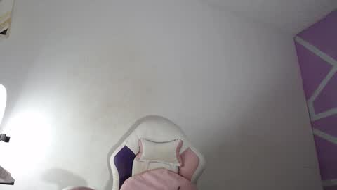 Leina  modelo independiente online show from 23, 3, 2026