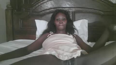 Snapshot of naughty_babe000 chatting on 2, 3, 2026 alisha online show from 2, 3, 2026