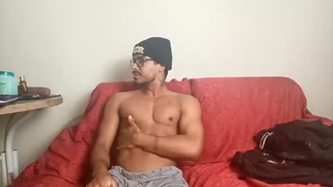 Snapshot of naughty_boy404 chatting on 17, 7, 2026 online show from 17, 7, 2026