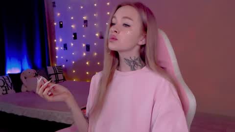 Snapshot of naughty_mablee chatting on 18, 6, 2026 Mable online show from 18, 6, 2026