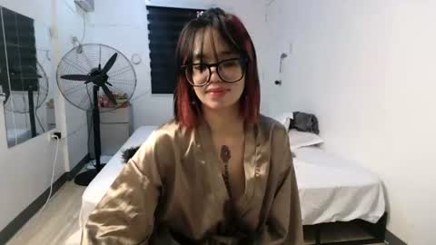 Snapshot of naughty_mariaxx chatting on 24, 6, 2026 Maria online show from 24, 6, 2026