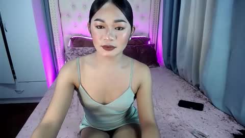 Snapshot of naughty_nebula chatting on 13, 11, 2025 JOVANNA online show from 13, 11, 2025
