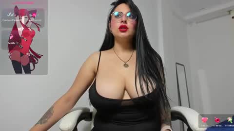 Snapshot of naughty_sexy_girl_1 chatting on 22, 11, 2025 Lau online show from 22, 11, 2025
