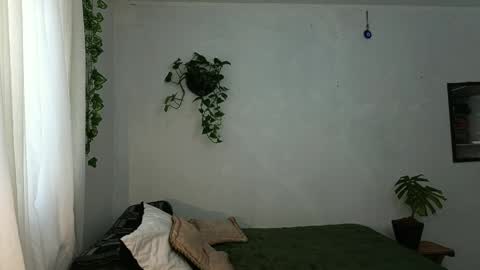 Snapshot of naughty_thompson1 chatting on 15, 4, 2026 naughty_thompson1 online show from 15, 4, 2026